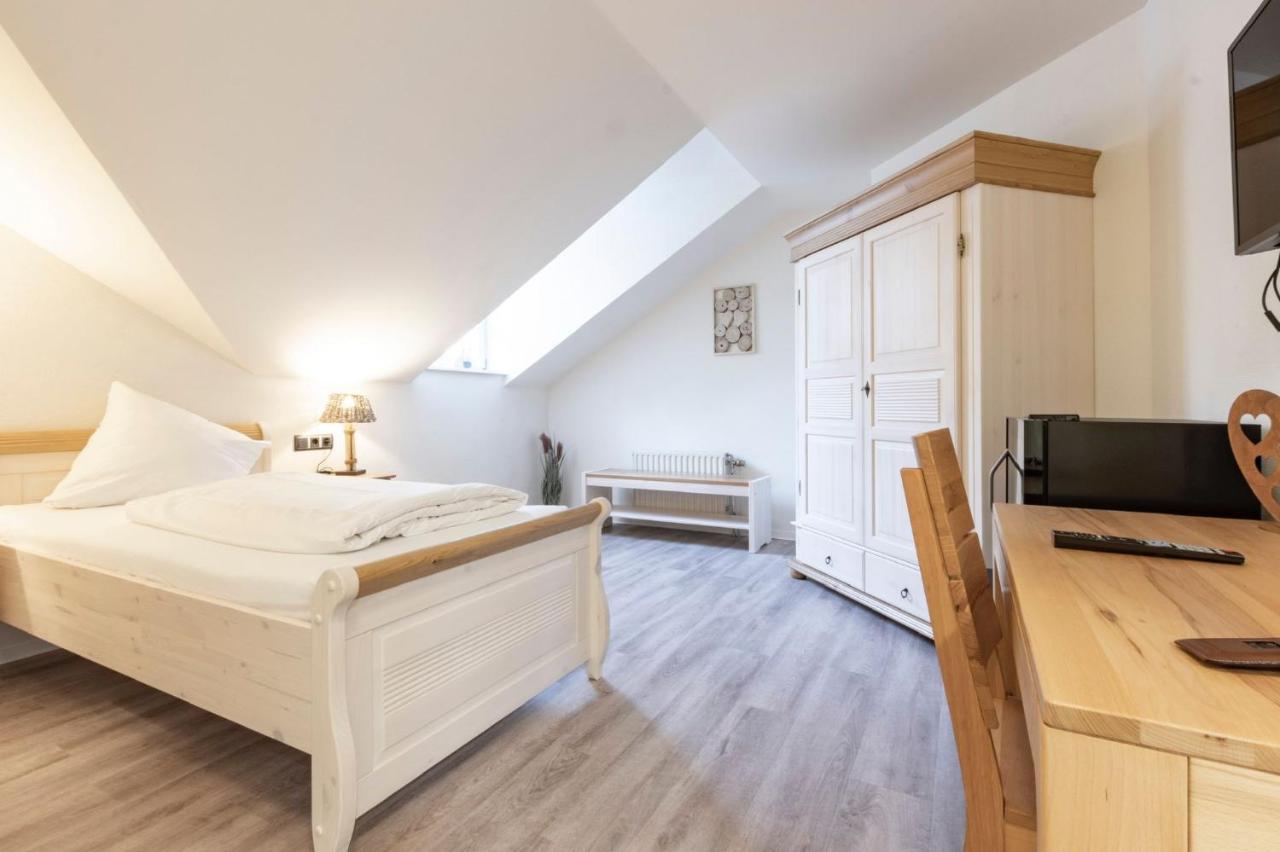 Hotel Blechhammer Кайзерслаутерн Екстериор снимка
