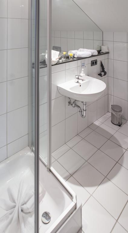 Hotel Blechhammer Кайзерслаутерн Екстериор снимка